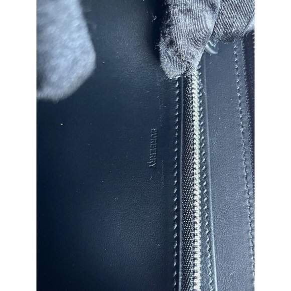 BURBERRY WOMEN WALLET LEATHER ZIP AROUND IN Black - Picture 7 of 9